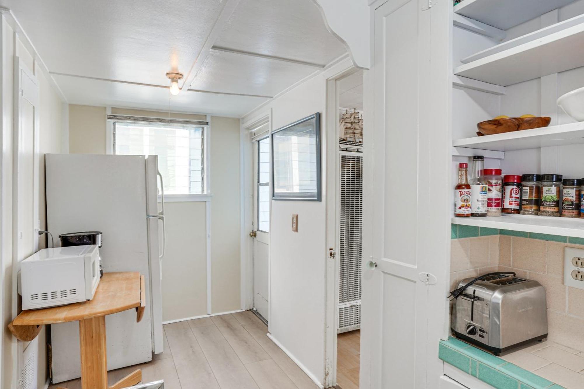 Quaint Avalon Cottage Less Than Half-Mi To Beaches! المظهر الخارجي الصورة