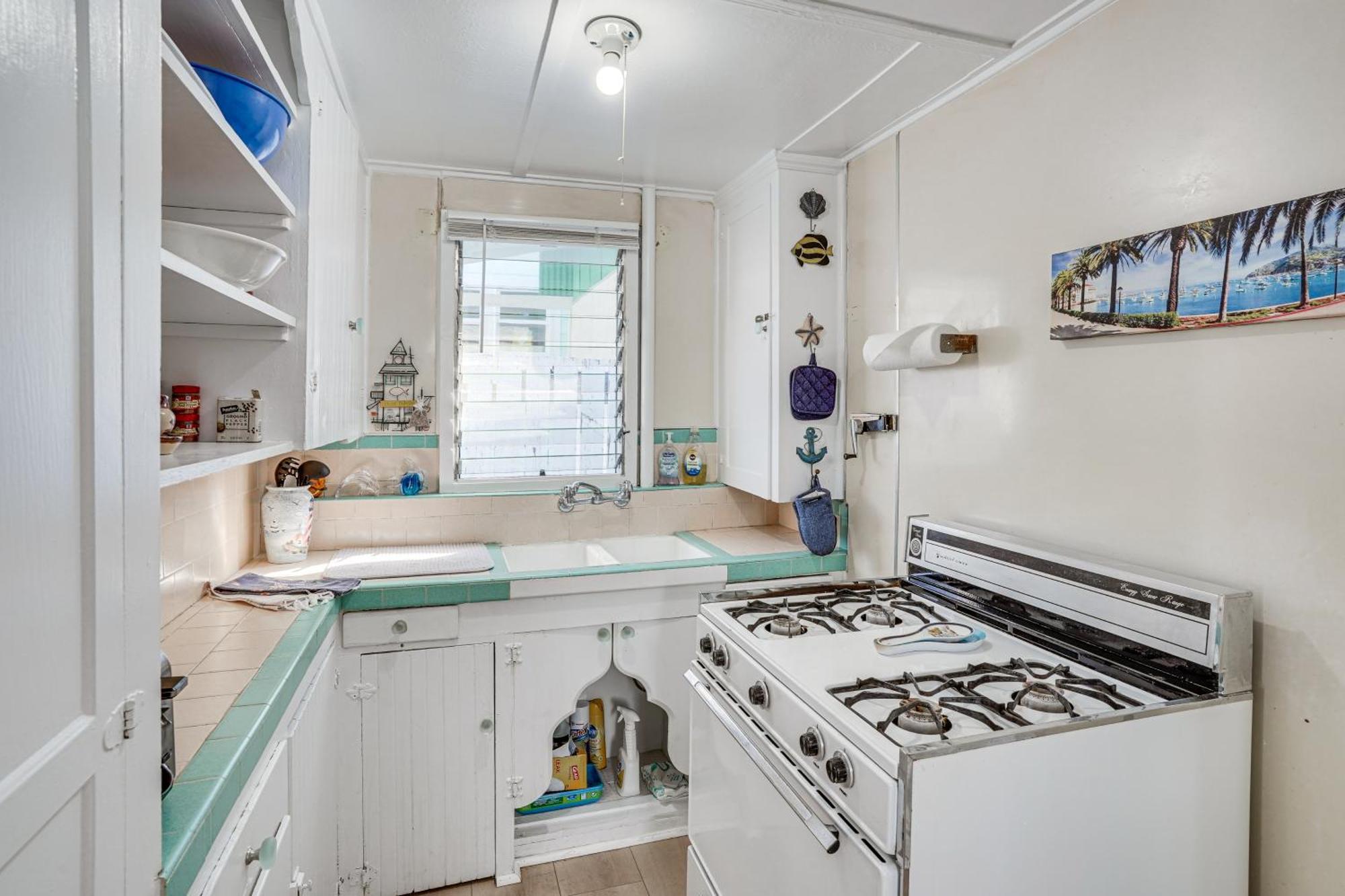 Quaint Avalon Cottage Less Than Half-Mi To Beaches! المظهر الخارجي الصورة