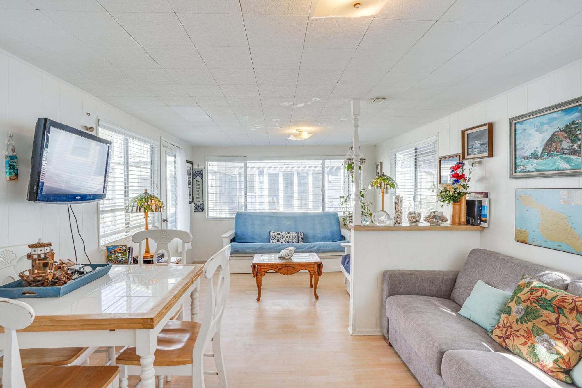 Quaint Avalon Cottage Less Than Half-Mi To Beaches! المظهر الخارجي الصورة